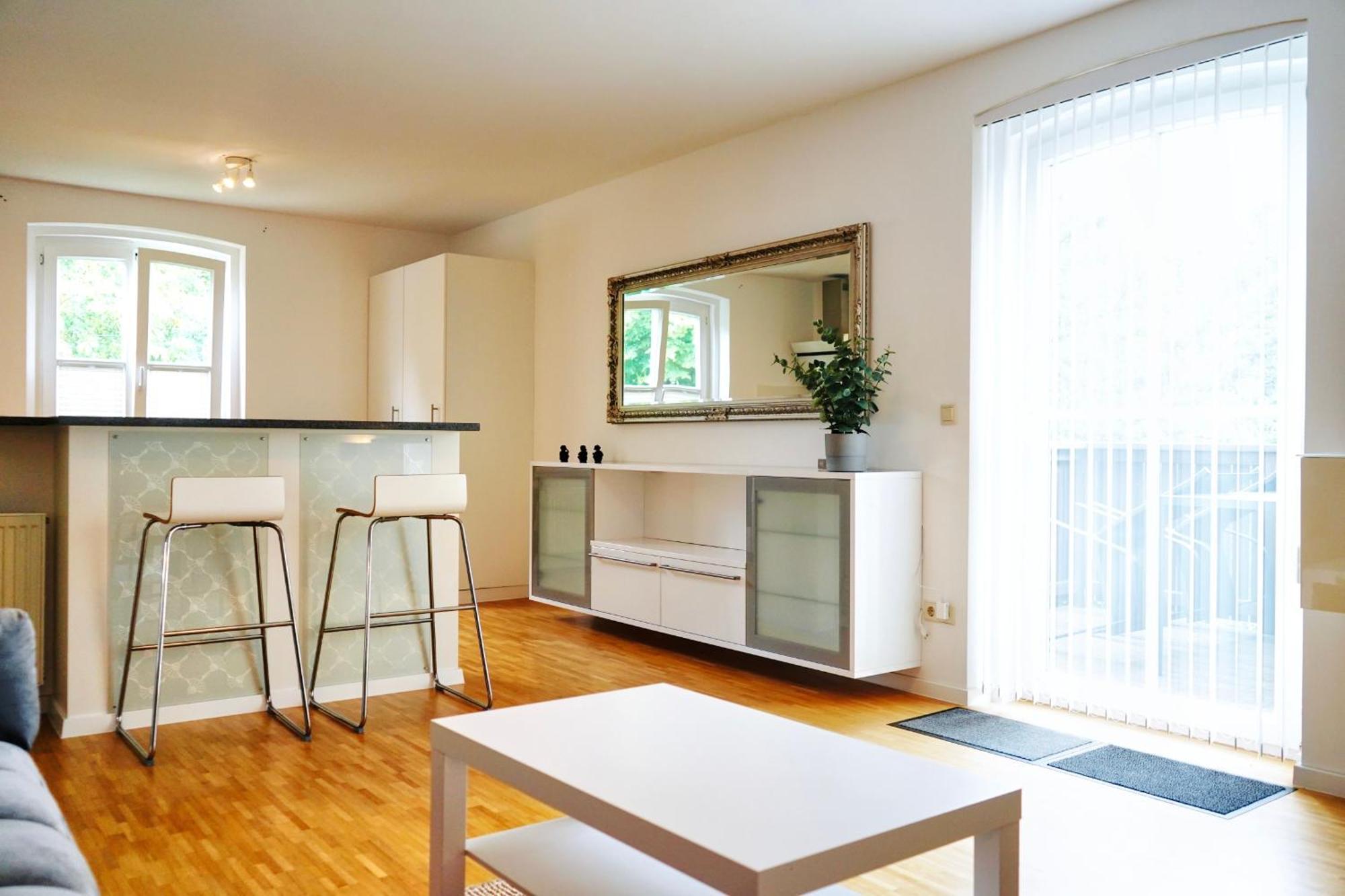 Stilvolles Apartment In Stadtnaehe-Parkplatz- 4 Personen- Balkon Wolfsburg Exterior foto